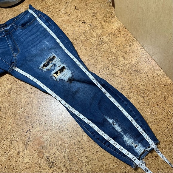 Judy Blue Distressed Leopard Patch Skinny Fit Jeans Sz 16W - Picture 13 of 13